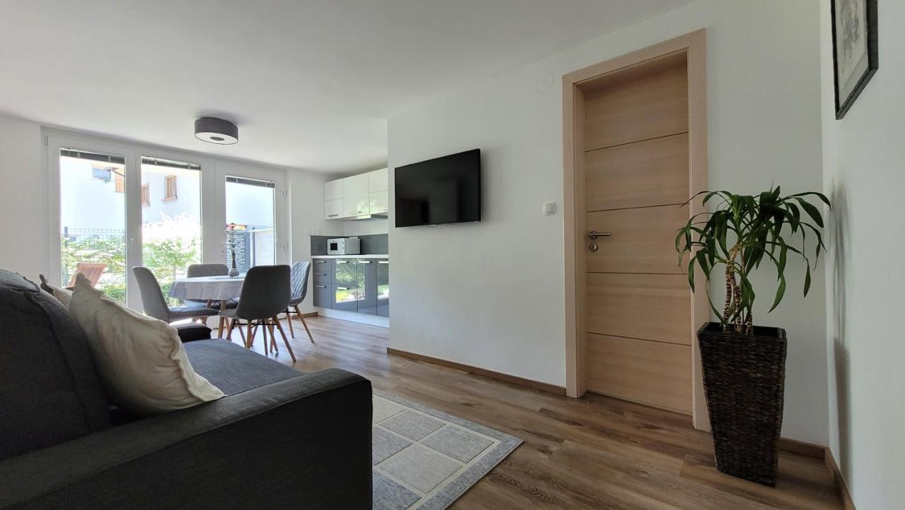 Apartma Julija Luče Eksteriør bilde